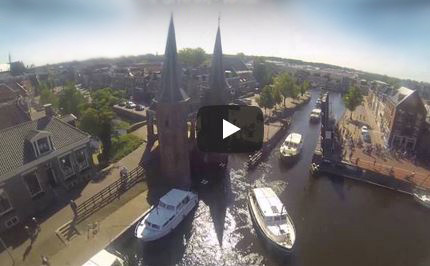 Bird-eye video : 50 SK Kotters varen door Sneek